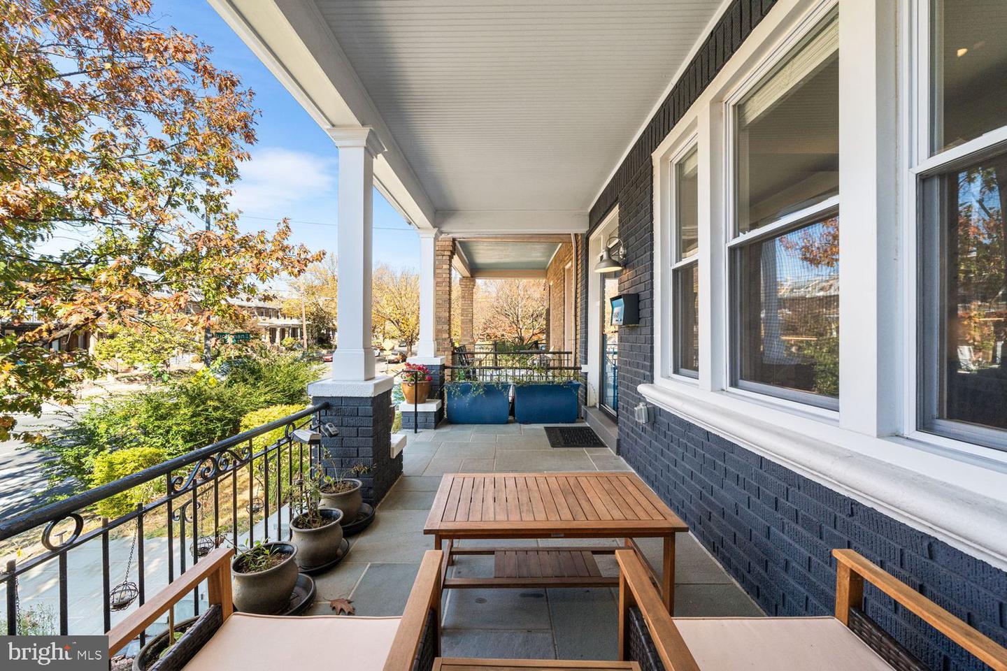 4529 NEW HAMPSHIRE AVE NW, WASHINGTON, District Of Columbia 20011, 4 Bedrooms Bedrooms, ,3 BathroomsBathrooms,Residential,For sale,4529 NEW HAMPSHIRE AVE NW,DCDC2239360 MLS # DCDC2239360