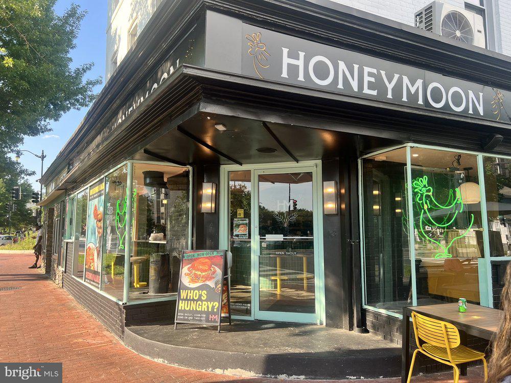 4529 NEW HAMPSHIRE AVE NW, WASHINGTON, District Of Columbia 20011, 4 Bedrooms Bedrooms, ,3 BathroomsBathrooms,Residential,For sale,4529 NEW HAMPSHIRE AVE NW,DCDC2239360 MLS # DCDC2239360