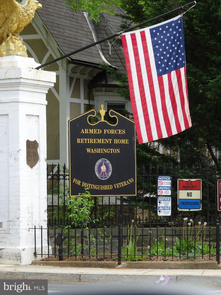 4529 NEW HAMPSHIRE AVE NW, WASHINGTON, District Of Columbia 20011, 4 Bedrooms Bedrooms, ,3 BathroomsBathrooms,Residential,For sale,4529 NEW HAMPSHIRE AVE NW,DCDC2239360 MLS # DCDC2239360