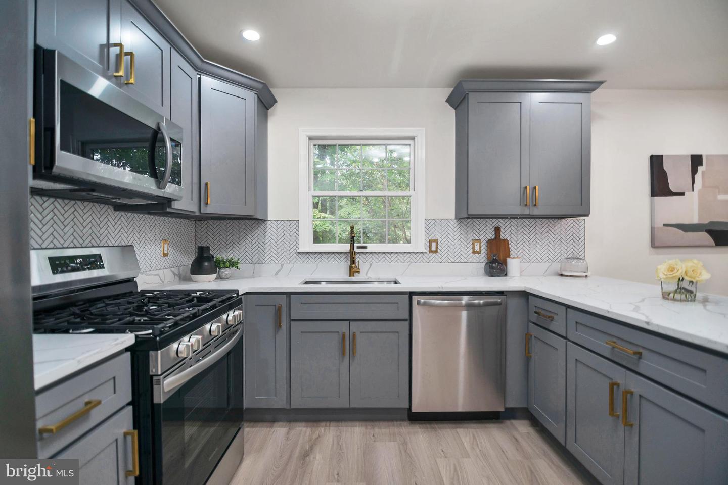 5809 SHANA PL, BURKE, Virginia 22015, 3 Bedrooms Bedrooms, 7 Rooms Rooms,3 BathroomsBathrooms,Residential,For sale,5809 SHANA PL,VAFX2283704 MLS # VAFX2283704 5809 SHANA PL, BURKE, Virginia 22015, 3 Bedrooms Bedrooms, 7 Rooms Rooms,3 BathroomsBathrooms,Residential,For sale,5809 SHANA PL,VAFX2283704 MLS # VAFX2283704