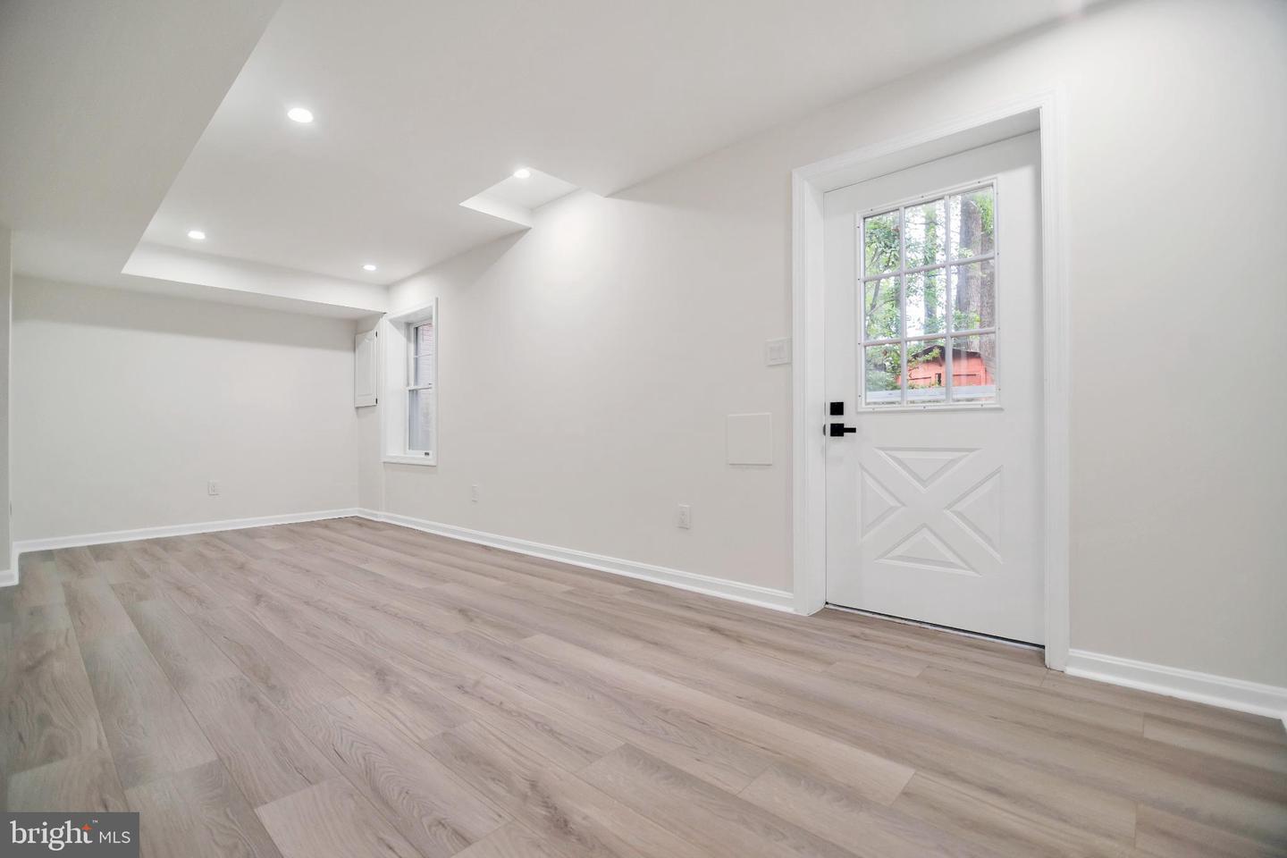 5809 SHANA PL, BURKE, Virginia 22015, 3 Bedrooms Bedrooms, 7 Rooms Rooms,3 BathroomsBathrooms,Residential,For sale,5809 SHANA PL,VAFX2283704 MLS # VAFX2283704 5809 SHANA PL, BURKE, Virginia 22015, 3 Bedrooms Bedrooms, 7 Rooms Rooms,3 BathroomsBathrooms,Residential,For sale,5809 SHANA PL,VAFX2283704 MLS # VAFX2283704