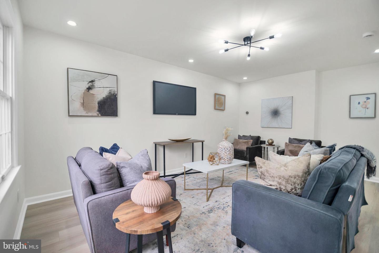 5809 SHANA PL, BURKE, Virginia 22015, 3 Bedrooms Bedrooms, 7 Rooms Rooms,3 BathroomsBathrooms,Residential,For sale,5809 SHANA PL,VAFX2283704 MLS # VAFX2283704 5809 SHANA PL, BURKE, Virginia 22015, 3 Bedrooms Bedrooms, 7 Rooms Rooms,3 BathroomsBathrooms,Residential,For sale,5809 SHANA PL,VAFX2283704 MLS # VAFX2283704