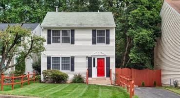 5809 SHANA PL, BURKE, Virginia 22015, 3 Bedrooms Bedrooms, 7 Rooms Rooms,3 BathroomsBathrooms,Residential,For sale,5809 SHANA PL,VAFX2283704 MLS # VAFX2283704