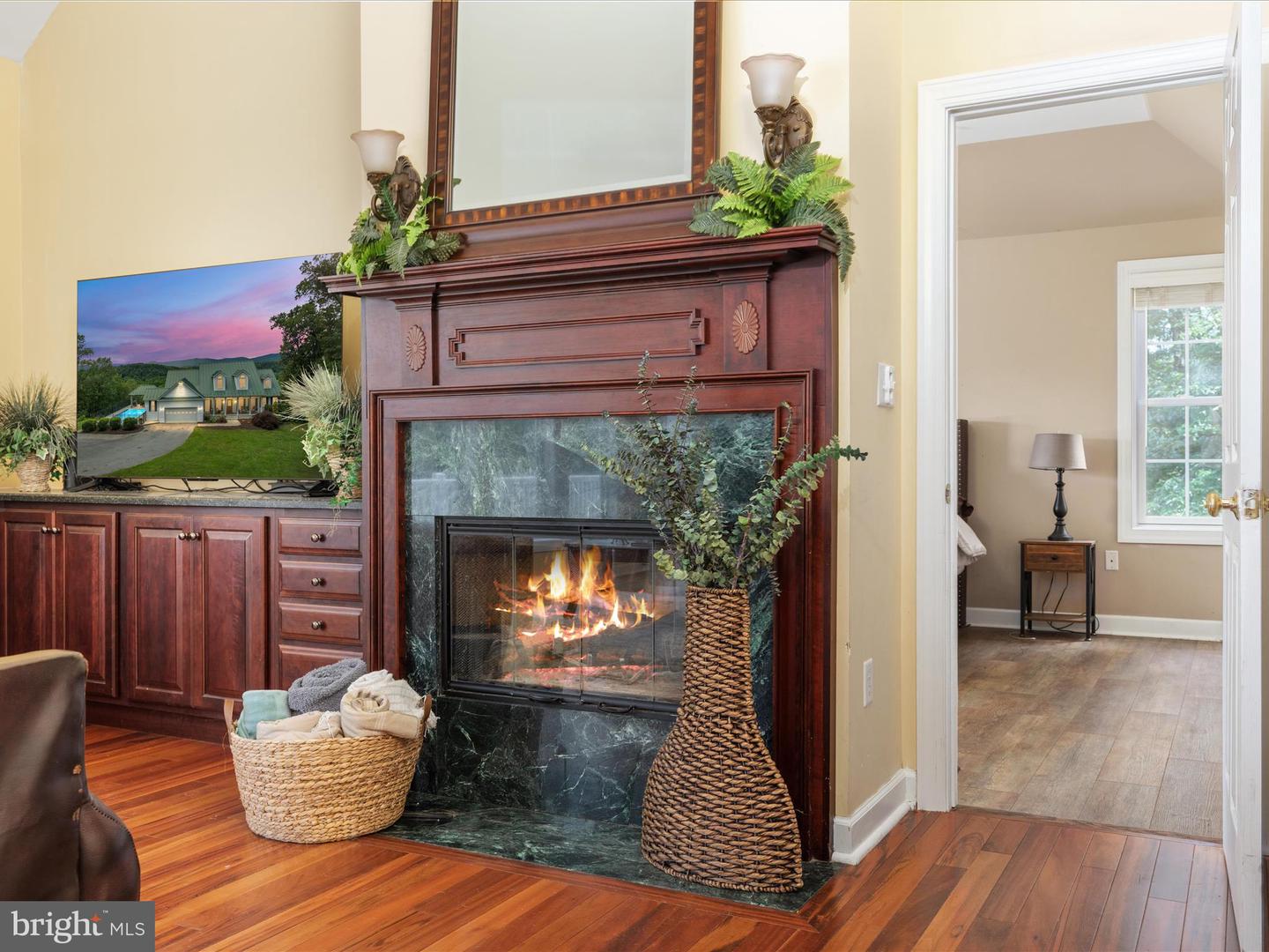 400 DEER RUN CIR, FRONT ROYAL, Virginia 22630, 4 Bedrooms Bedrooms, ,3 BathroomsBathrooms,Residential,For sale,400 DEER RUN CIR,VAWR2013022 MLS # VAWR2013022