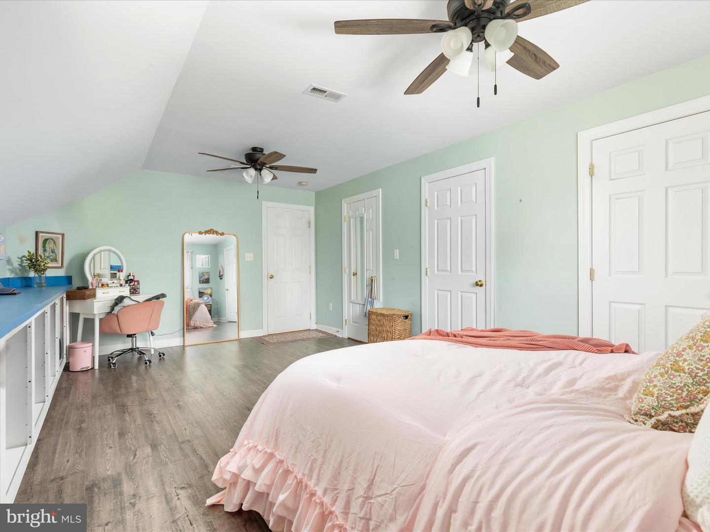 400 DEER RUN CIR, FRONT ROYAL, Virginia 22630, 4 Bedrooms Bedrooms, ,3 BathroomsBathrooms,Residential,For sale,400 DEER RUN CIR,VAWR2013022 MLS # VAWR2013022