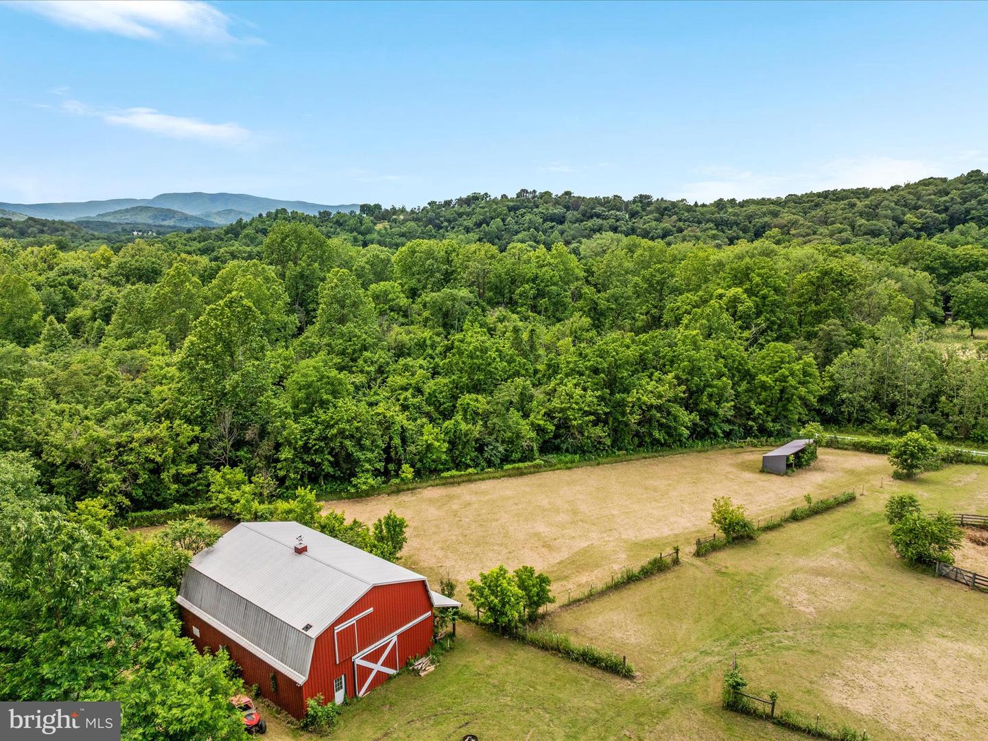 400 DEER RUN CIR, FRONT ROYAL, Virginia 22630, 4 Bedrooms Bedrooms, ,3 BathroomsBathrooms,Residential,For sale,400 DEER RUN CIR,VAWR2013022 MLS # VAWR2013022