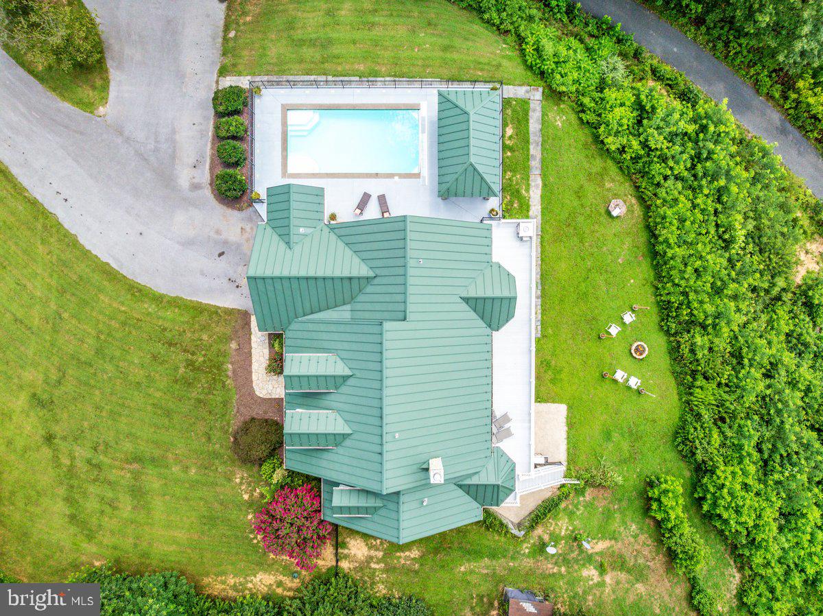 400 DEER RUN CIR, FRONT ROYAL, Virginia 22630, 4 Bedrooms Bedrooms, ,3 BathroomsBathrooms,Residential,For sale,400 DEER RUN CIR,VAWR2013022 MLS # VAWR2013022