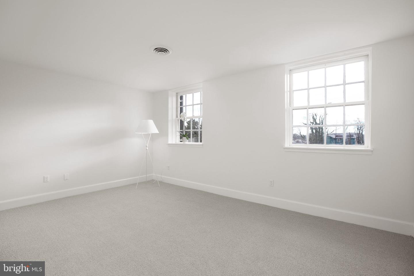 1216 SOPHIA ST, FREDERICKSBURG, Virginia 22401, 3 Bedrooms Bedrooms, ,2 BathroomsBathrooms,Residential,For sale,1216 SOPHIA ST,VAFB2009468 MLS # VAFB2009468