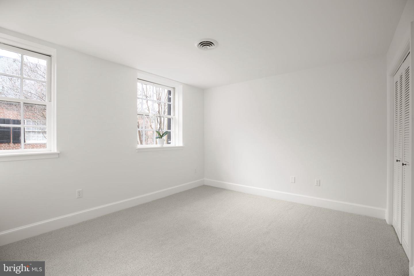 1216 SOPHIA ST, FREDERICKSBURG, Virginia 22401, 3 Bedrooms Bedrooms, ,2 BathroomsBathrooms,Residential,For sale,1216 SOPHIA ST,VAFB2009468 MLS # VAFB2009468