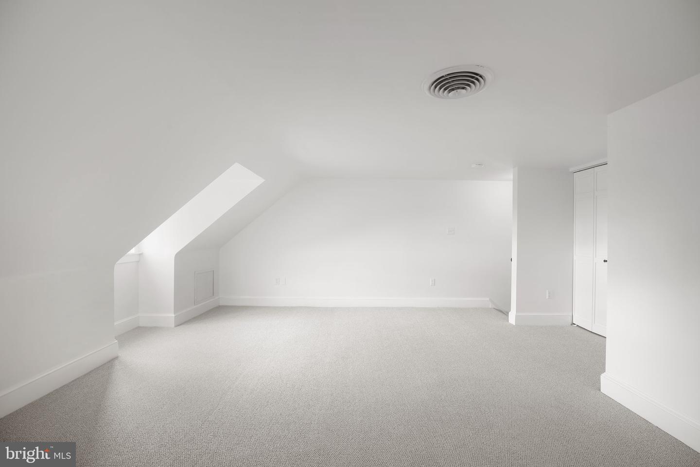 1216 SOPHIA ST, FREDERICKSBURG, Virginia 22401, 3 Bedrooms Bedrooms, ,2 BathroomsBathrooms,Residential,For sale,1216 SOPHIA ST,VAFB2009468 MLS # VAFB2009468