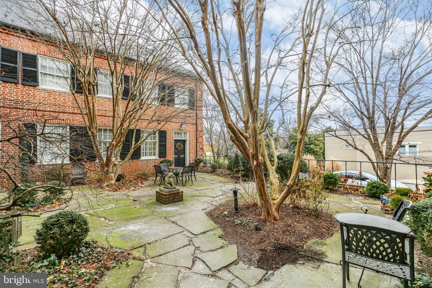 1216 SOPHIA ST, FREDERICKSBURG, Virginia 22401, 3 Bedrooms Bedrooms, ,2 BathroomsBathrooms,Residential,For sale,1216 SOPHIA ST,VAFB2009468 MLS # VAFB2009468