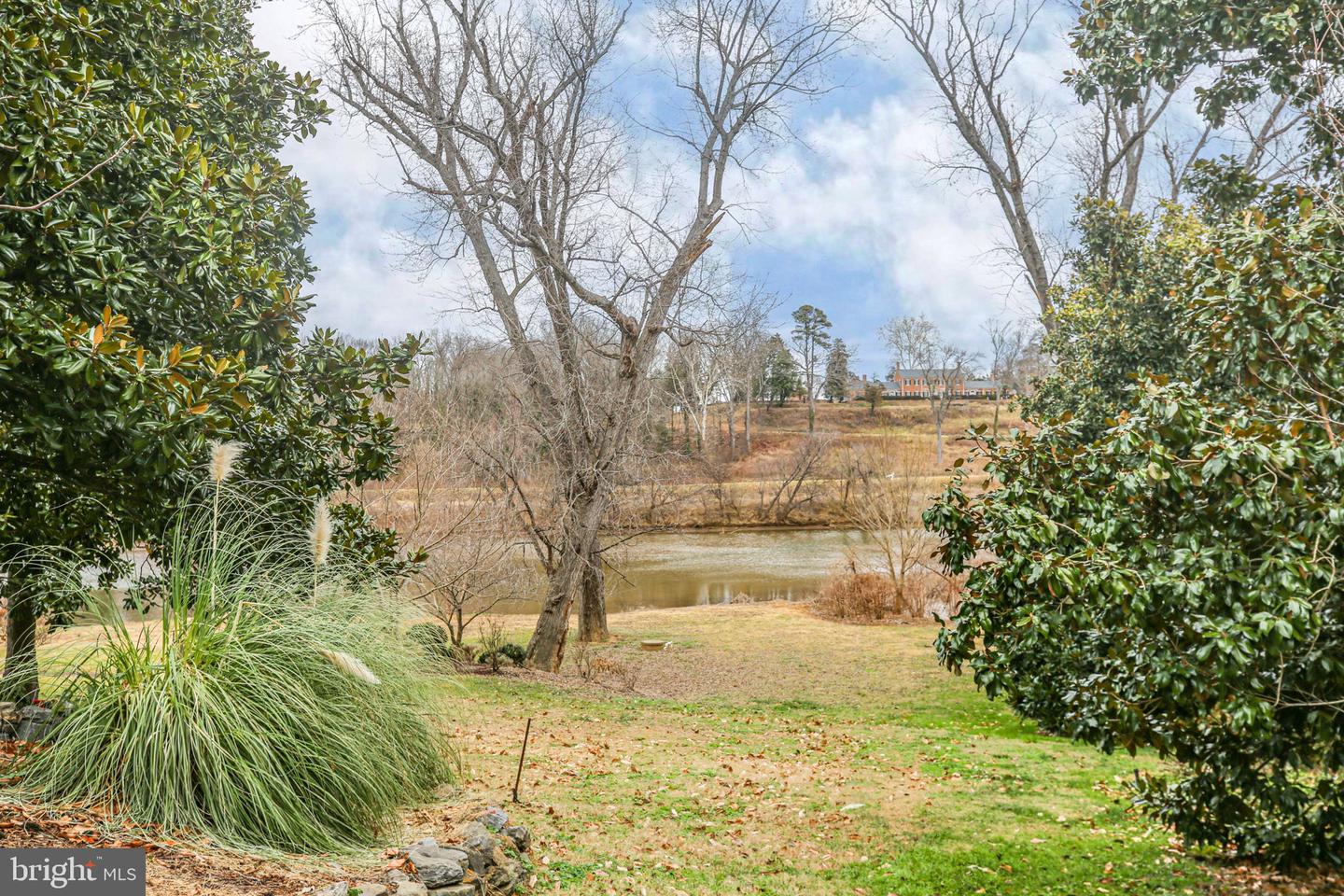 1216 SOPHIA ST, FREDERICKSBURG, Virginia 22401, 3 Bedrooms Bedrooms, ,2 BathroomsBathrooms,Residential,For sale,1216 SOPHIA ST,VAFB2009468 MLS # VAFB2009468