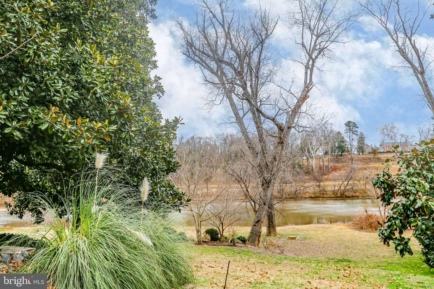 1216 SOPHIA ST, FREDERICKSBURG, Virginia 22401, 3 Bedrooms Bedrooms, ,2 BathroomsBathrooms,Residential,For sale,1216 SOPHIA ST,VAFB2009468 MLS # VAFB2009468