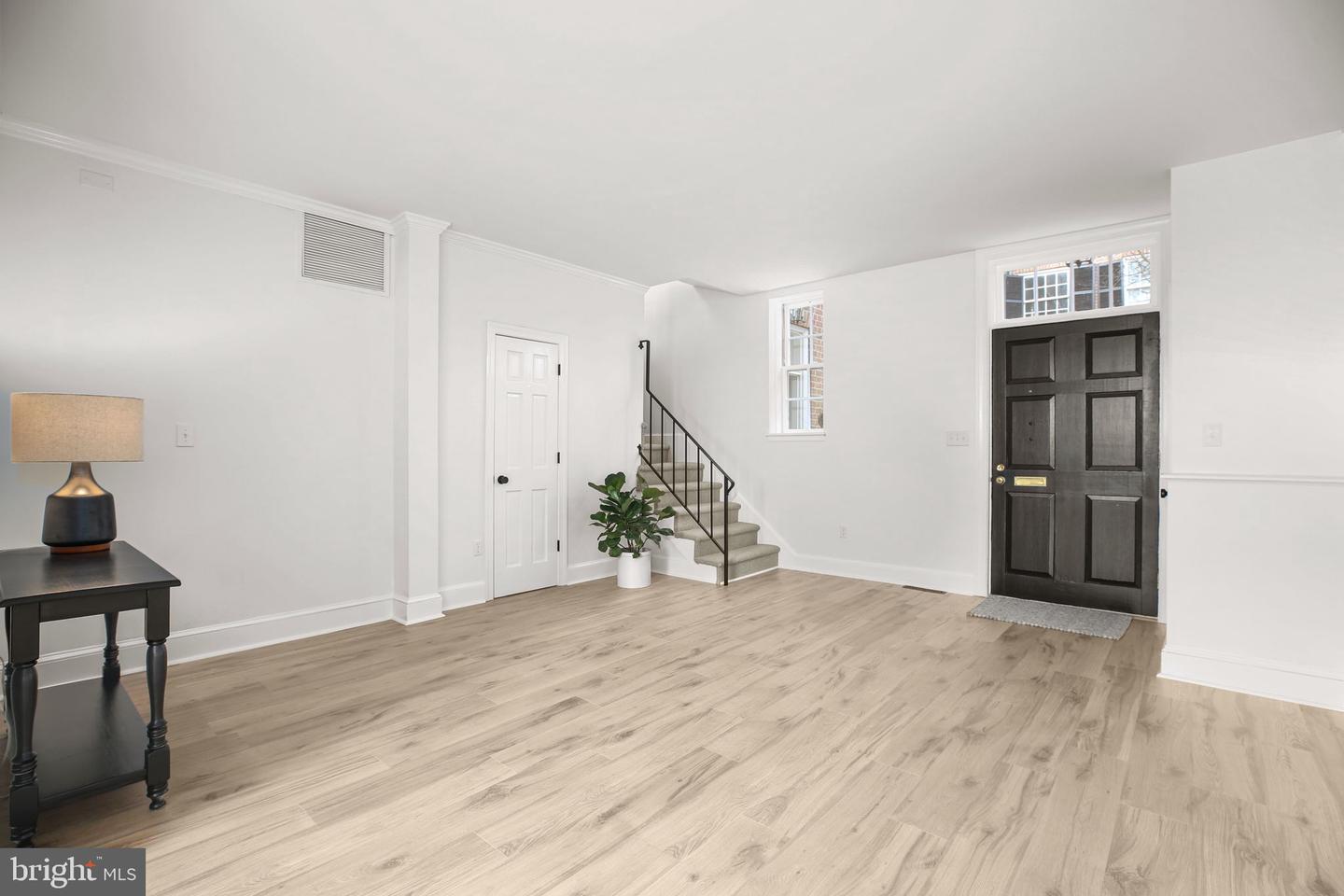 1216 SOPHIA ST, FREDERICKSBURG, Virginia 22401, 3 Bedrooms Bedrooms, ,2 BathroomsBathrooms,Residential,For sale,1216 SOPHIA ST,VAFB2009468 MLS # VAFB2009468