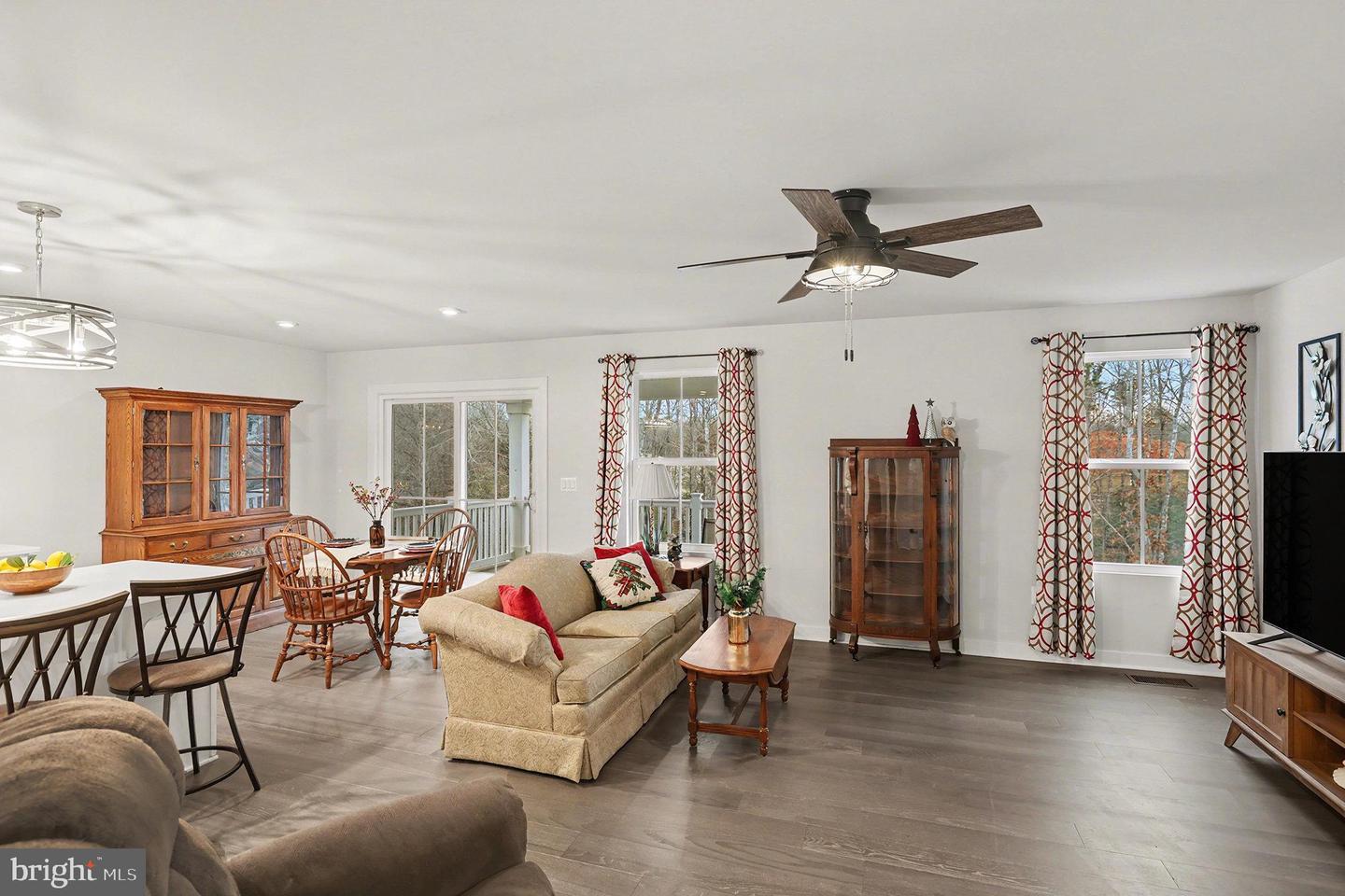 3611 TWIN LAKE BLVD, LOCUST GROVE, Virginia 22508, 3 Bedrooms Bedrooms, ,2 BathroomsBathrooms,Residential,For sale,3611 TWIN LAKE BLVD,VAOR2013046 MLS # VAOR2013046