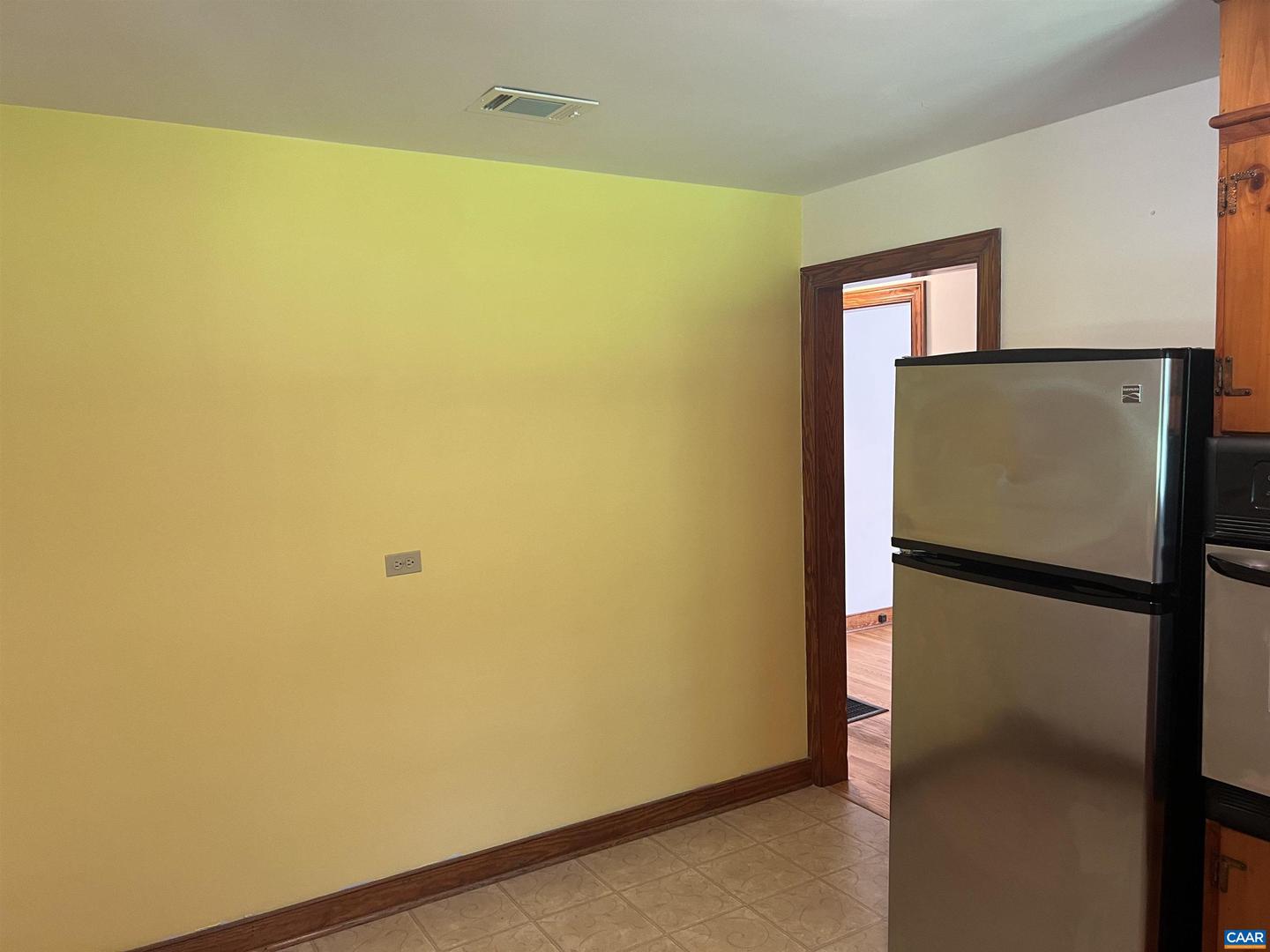 1320 AVON ST, CHARLOTTESVILLE, Virginia 22902, 2 Bedrooms Bedrooms, ,1 BathroomBathrooms,Residential,For sale,1320 AVON ST,672123 MLS # 672123