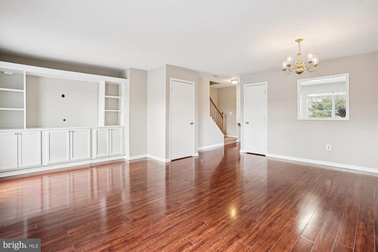 503 RICHMOND SQ NE, LEESBURG, Virginia 20176, 4 Bedrooms Bedrooms, ,3 BathroomsBathrooms,Residential,For sale,503 RICHMOND SQ NE,VALO2113212 MLS # VALO2113212