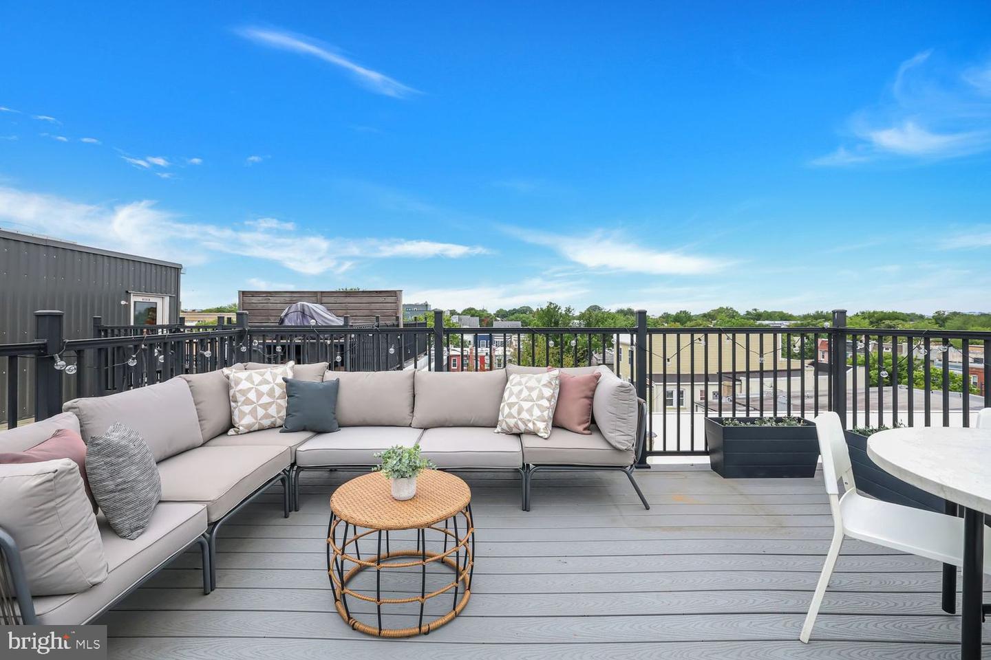 16 17TH ST NE #312, WASHINGTON, District Of Columbia 20002, 2 Bedrooms Bedrooms, ,2 BathroomsBathrooms,Residential,For sale,16 17TH ST NE #312,DCDC2239340 MLS # DCDC2239340