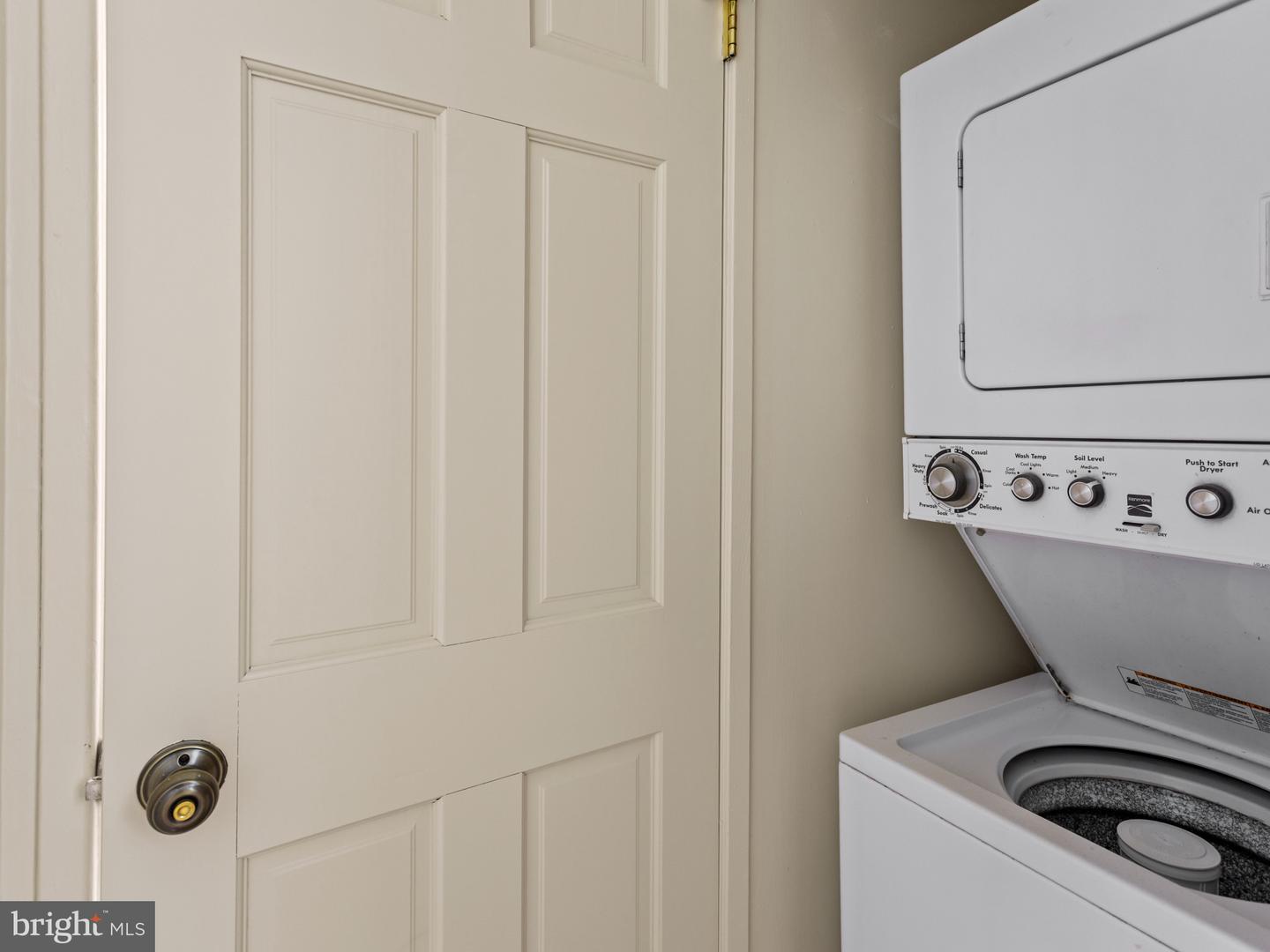 2320 WISCONSIN AVE NW #206, WASHINGTON, District Of Columbia 20007, 1 Bedroom Bedrooms, ,1 BathroomBathrooms,Residential,For sale,2320 WISCONSIN AVE NW #206,DCDC2239368 MLS # DCDC2239368