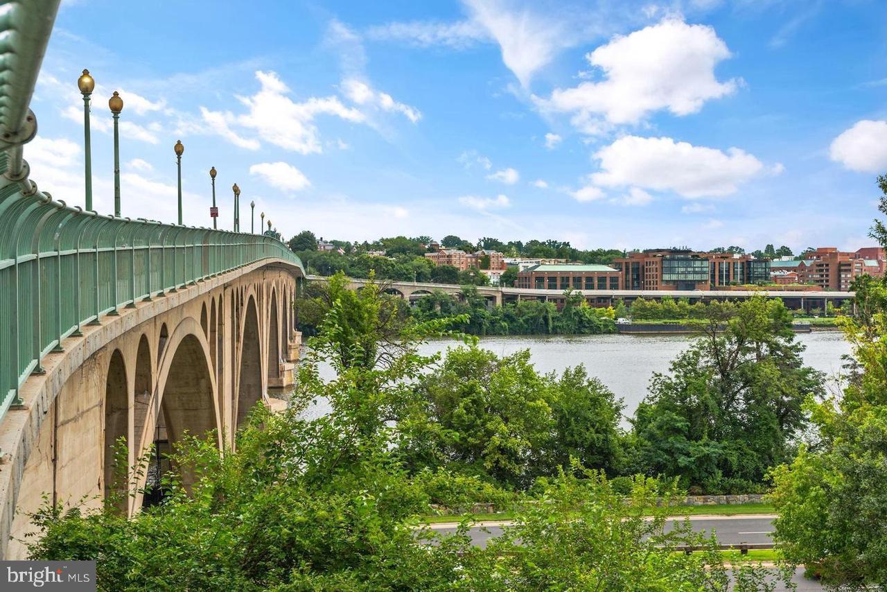 2320 WISCONSIN AVE NW #206, WASHINGTON, District Of Columbia 20007, 1 Bedroom Bedrooms, ,1 BathroomBathrooms,Residential,For sale,2320 WISCONSIN AVE NW #206,DCDC2239368 MLS # DCDC2239368