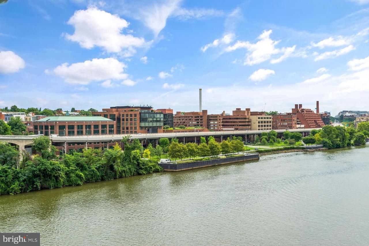 2320 WISCONSIN AVE NW #206, WASHINGTON, District Of Columbia 20007, 1 Bedroom Bedrooms, ,1 BathroomBathrooms,Residential,For sale,2320 WISCONSIN AVE NW #206,DCDC2239368 MLS # DCDC2239368