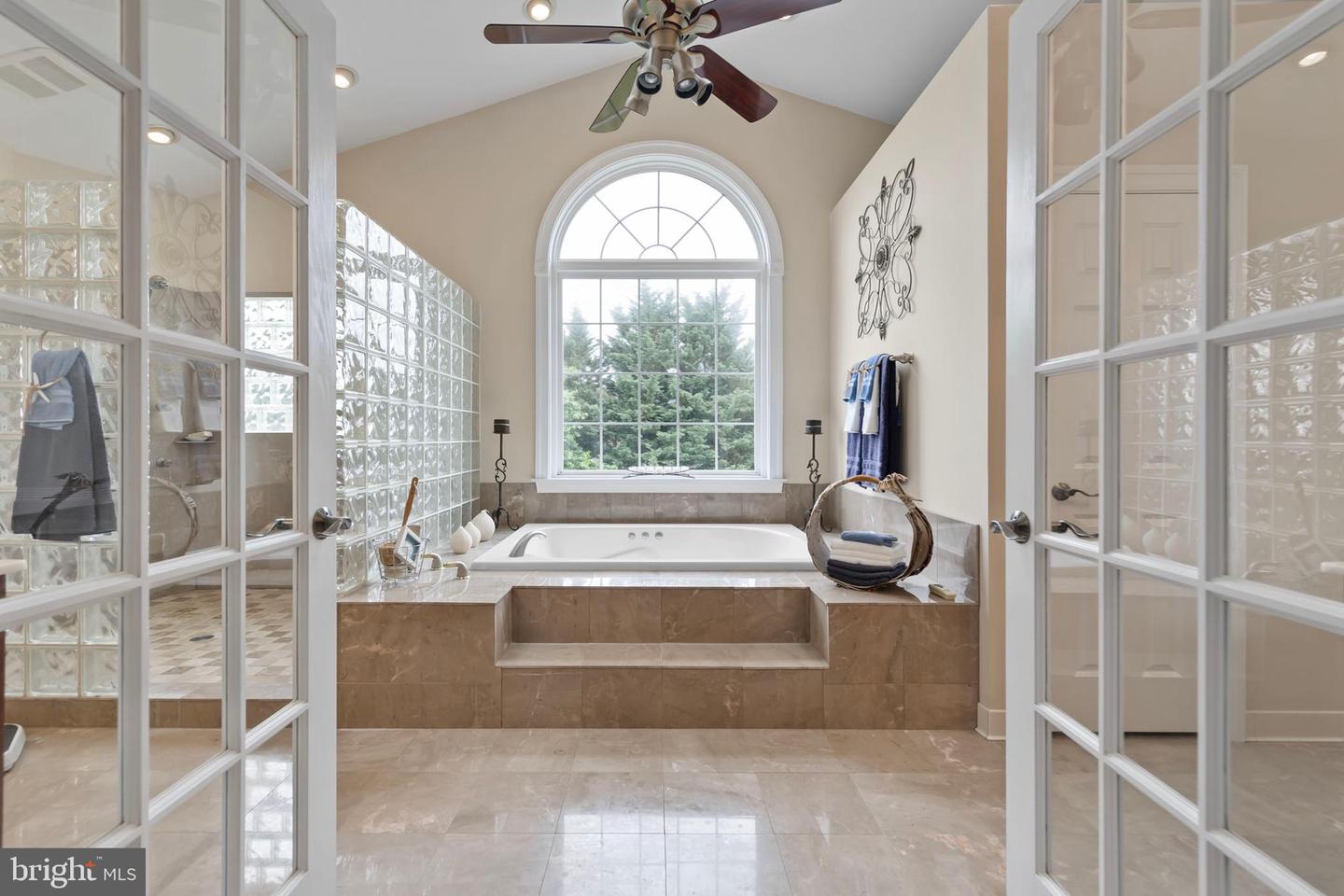 1020 BRECKINRIDGE LN, WINCHESTER, Virginia 22601, 7 Bedrooms Bedrooms, ,5 BathroomsBathrooms,Residential,For sale,1020 BRECKINRIDGE LN,VAWI2007912 MLS # VAWI2007912