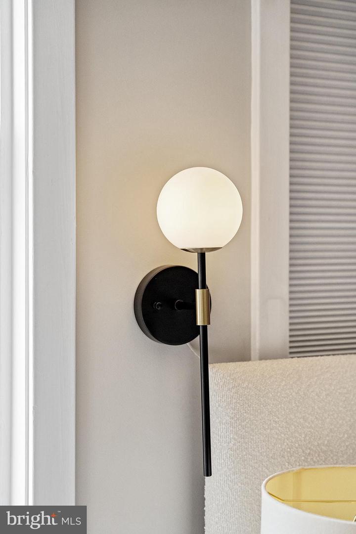 181 E REED AVE #207, ALEXANDRIA, Virginia 22305, 2 Bedrooms Bedrooms, ,2 BathroomsBathrooms,Residential,For sale,181 E REED AVE #207,VAAX2047814 MLS # VAAX2047814