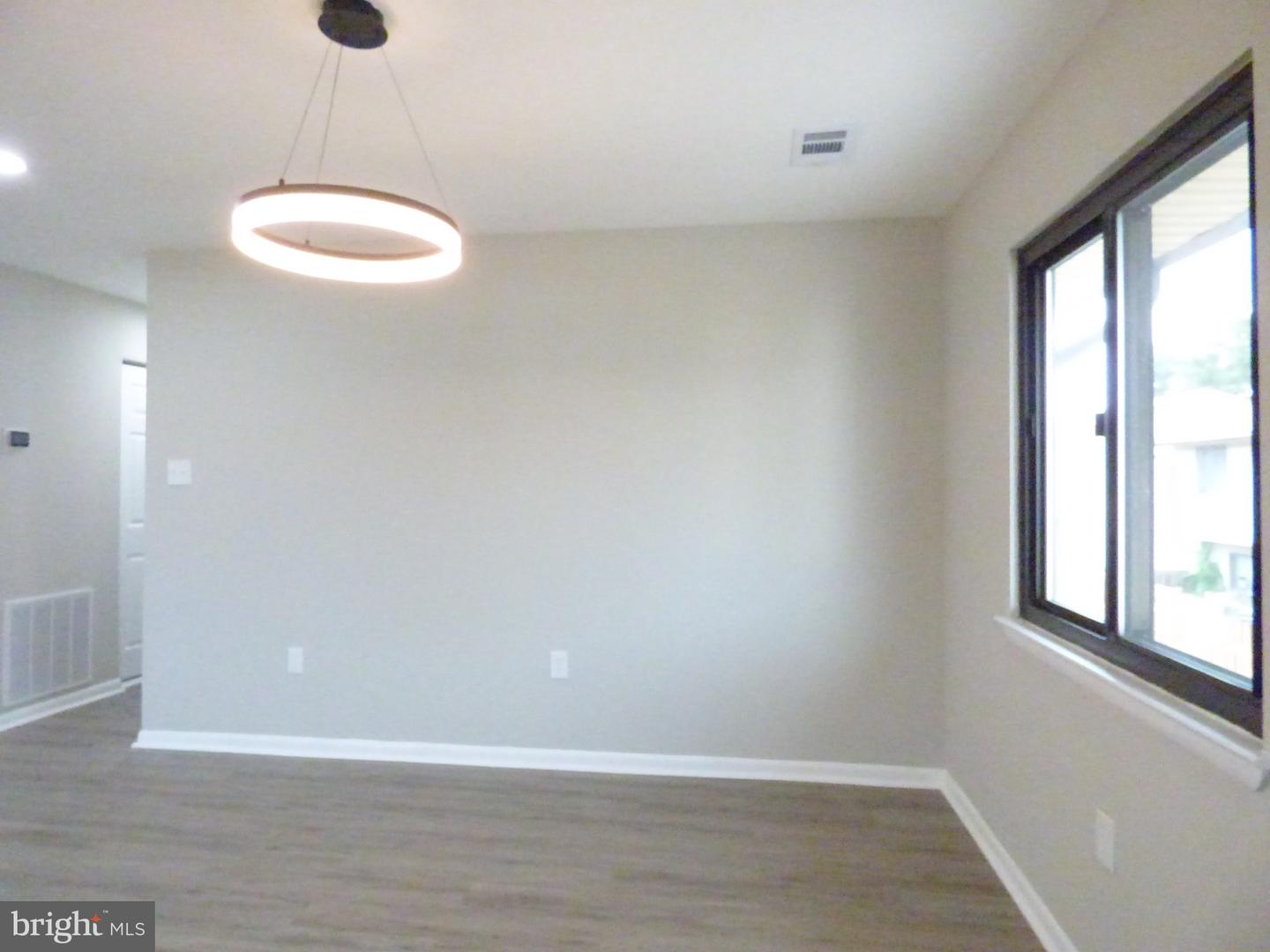 8420 HUERTA CT #162, ALEXANDRIA, Virginia 22309, 2 Bedrooms Bedrooms, ,1 BathroomBathrooms,Residential,For sale,8420 HUERTA CT #162,VAFX2258422 MLS # VAFX2258422