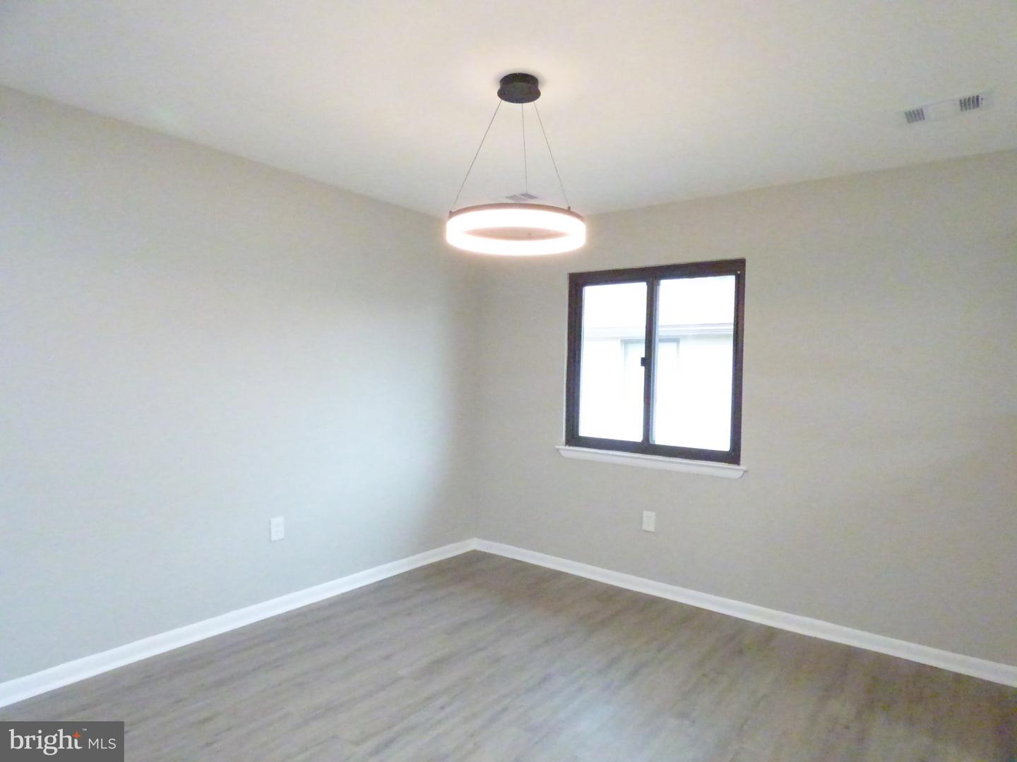 8420 HUERTA CT #162, ALEXANDRIA, Virginia 22309, 2 Bedrooms Bedrooms, ,1 BathroomBathrooms,Residential,For sale,8420 HUERTA CT #162,VAFX2258422 MLS # VAFX2258422