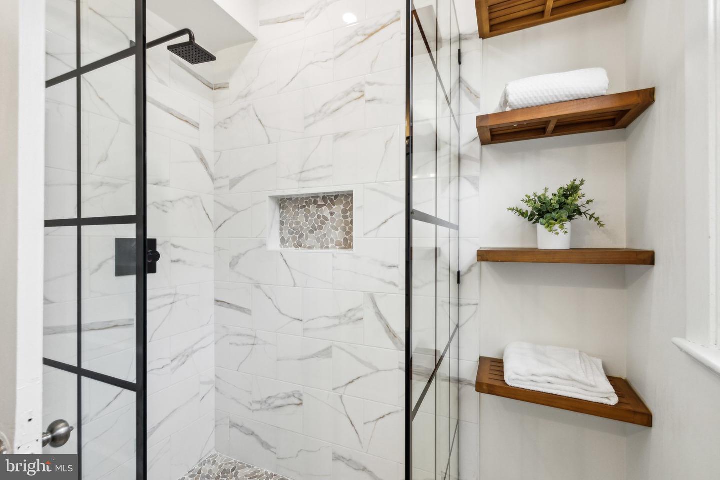 659 MARYLAND AVE NE, WASHINGTON, District Of Columbia 20002, 4 Bedrooms Bedrooms, ,3 BathroomsBathrooms,Residential,For sale,659 MARYLAND AVE NE,DCDC2220282 MLS # DCDC2220282 659 MARYLAND AVE NE, WASHINGTON, District Of Columbia 20002, 4 Bedrooms Bedrooms, ,3 BathroomsBathrooms,Residential,For sale,659 MARYLAND AVE NE,DCDC2220282 MLS # DCDC2220282