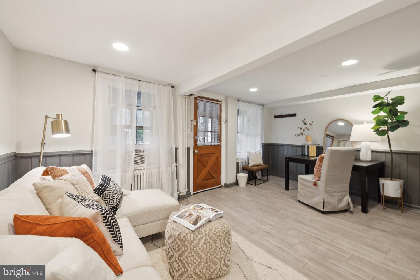 659 MARYLAND AVE NE, WASHINGTON, District Of Columbia 20002, 4 Bedrooms Bedrooms, ,3 BathroomsBathrooms,Residential,For sale,659 MARYLAND AVE NE,DCDC2220282 MLS # DCDC2220282 659 MARYLAND AVE NE, WASHINGTON, District Of Columbia 20002, 4 Bedrooms Bedrooms, ,3 BathroomsBathrooms,Residential,For sale,659 MARYLAND AVE NE,DCDC2220282 MLS # DCDC2220282