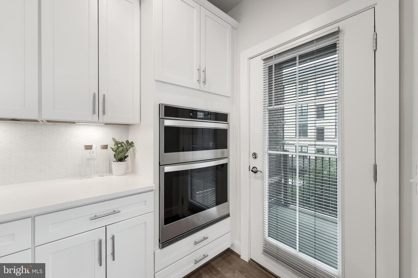 2320 FIELD POINT RD #201, HERNDON, Virginia 20171, 2 Bedrooms Bedrooms, ,2 BathroomsBathrooms,Residential,For sale,2320 FIELD POINT RD #201,VAFX2267156 MLS # VAFX2267156