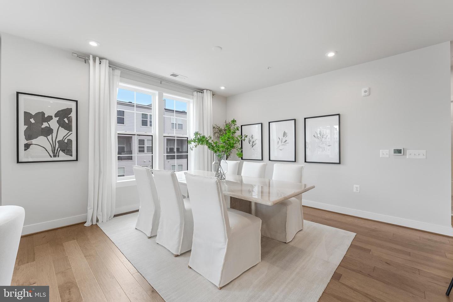 2320 FIELD POINT RD #201, HERNDON, Virginia 20171, 2 Bedrooms Bedrooms, ,2 BathroomsBathrooms,Residential,For sale,2320 FIELD POINT RD #201,VAFX2267156 MLS # VAFX2267156