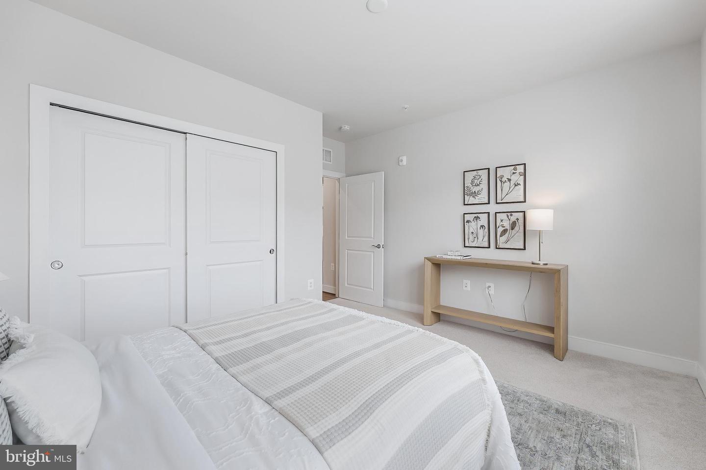 2320 FIELD POINT RD #201, HERNDON, Virginia 20171, 2 Bedrooms Bedrooms, ,2 BathroomsBathrooms,Residential,For sale,2320 FIELD POINT RD #201,VAFX2267156 MLS # VAFX2267156