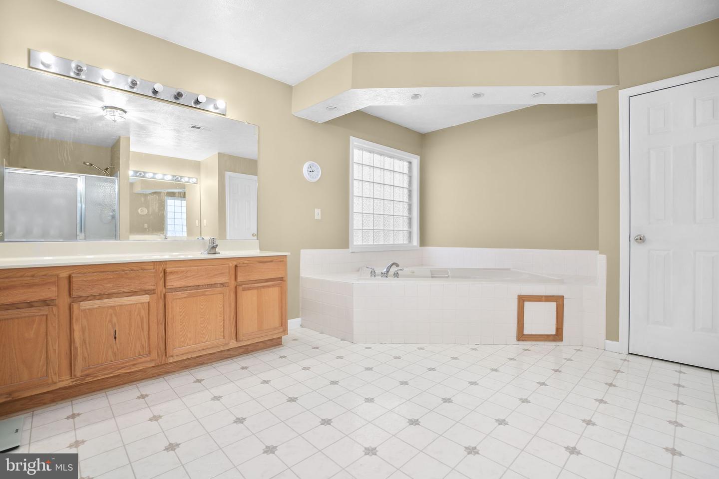 10504 BIG HORN DR, FREDERICKSBURG, Virginia 22407, 4 Bedrooms Bedrooms, ,2 BathroomsBathrooms,Residential,For sale,10504 BIG HORN DR,VASP2036304 MLS # VASP2036304