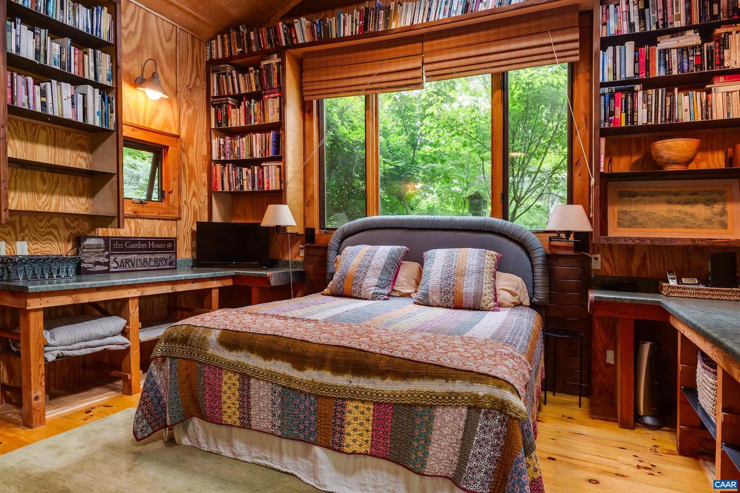 170 & 174 SARVISBERRY LN SW, FLOYD, Virginia 24091, 6 Bedrooms Bedrooms, ,6 BathroomsBathrooms,Residential,For sale,170 & 174 SARVISBERRY LN SW,669138 MLS # 669138