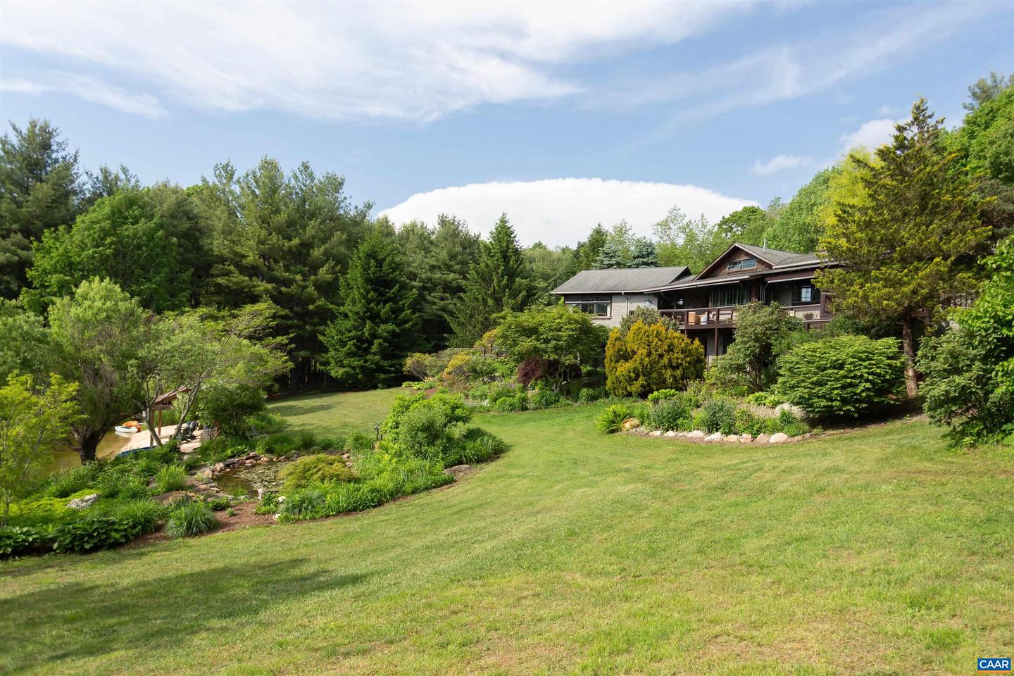 170 & 174 SARVISBERRY LN SW, FLOYD, Virginia 24091, 6 Bedrooms Bedrooms, ,6 BathroomsBathrooms,Residential,For sale,170 & 174 SARVISBERRY LN SW,669138 MLS # 669138