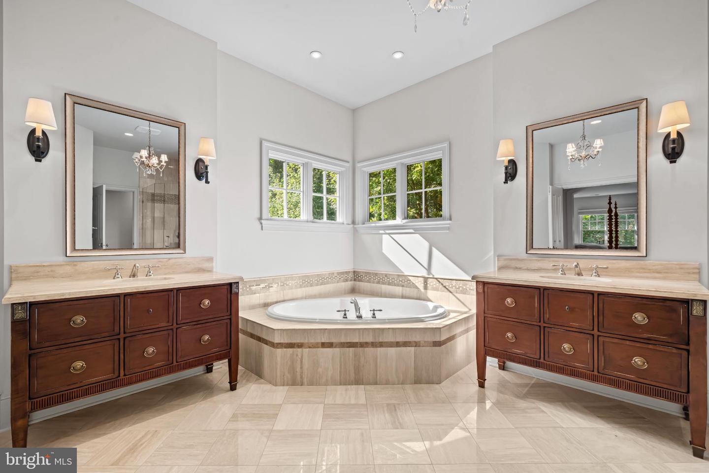 4801 29TH ST N, ARLINGTON, Virginia 22207, 5 Bedrooms Bedrooms, ,4 BathroomsBathrooms,Residential,For sale,4801 29TH ST N,VAAR2064038 MLS # VAAR2064038 4801 29TH ST N, ARLINGTON, Virginia 22207, 5 Bedrooms Bedrooms, ,4 BathroomsBathrooms,Residential,For sale,4801 29TH ST N,VAAR2064038 MLS # VAAR2064038