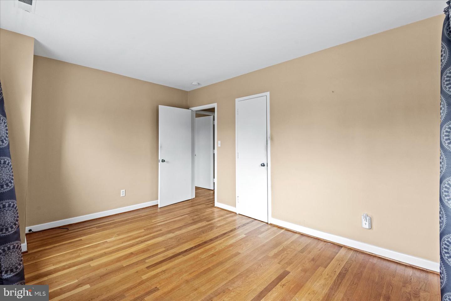 419 S WATER LN, TAPPAHANNOCK, Virginia 22560, 4 Bedrooms Bedrooms, ,2 BathroomsBathrooms,Residential,For sale,419 S WATER LN,VAES2002036 MLS # VAES2002036