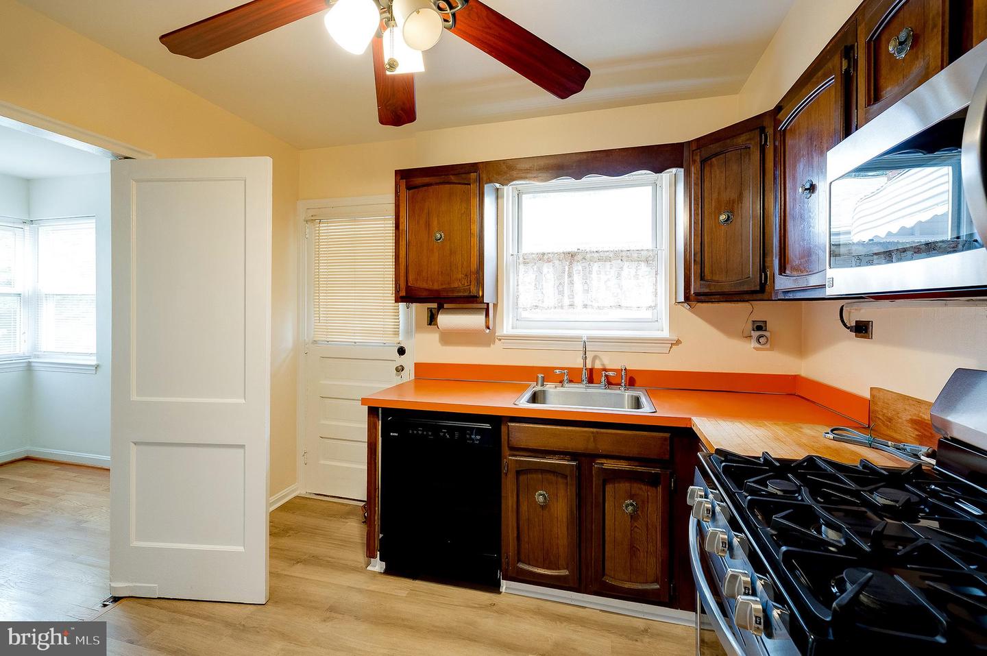 6159 1ST PL NE, WASHINGTON, District Of Columbia 20011, 4 Bedrooms Bedrooms, ,2 BathroomsBathrooms,Residential,For sale,6159 1ST PL NE,DCDC2224548 MLS # DCDC2224548