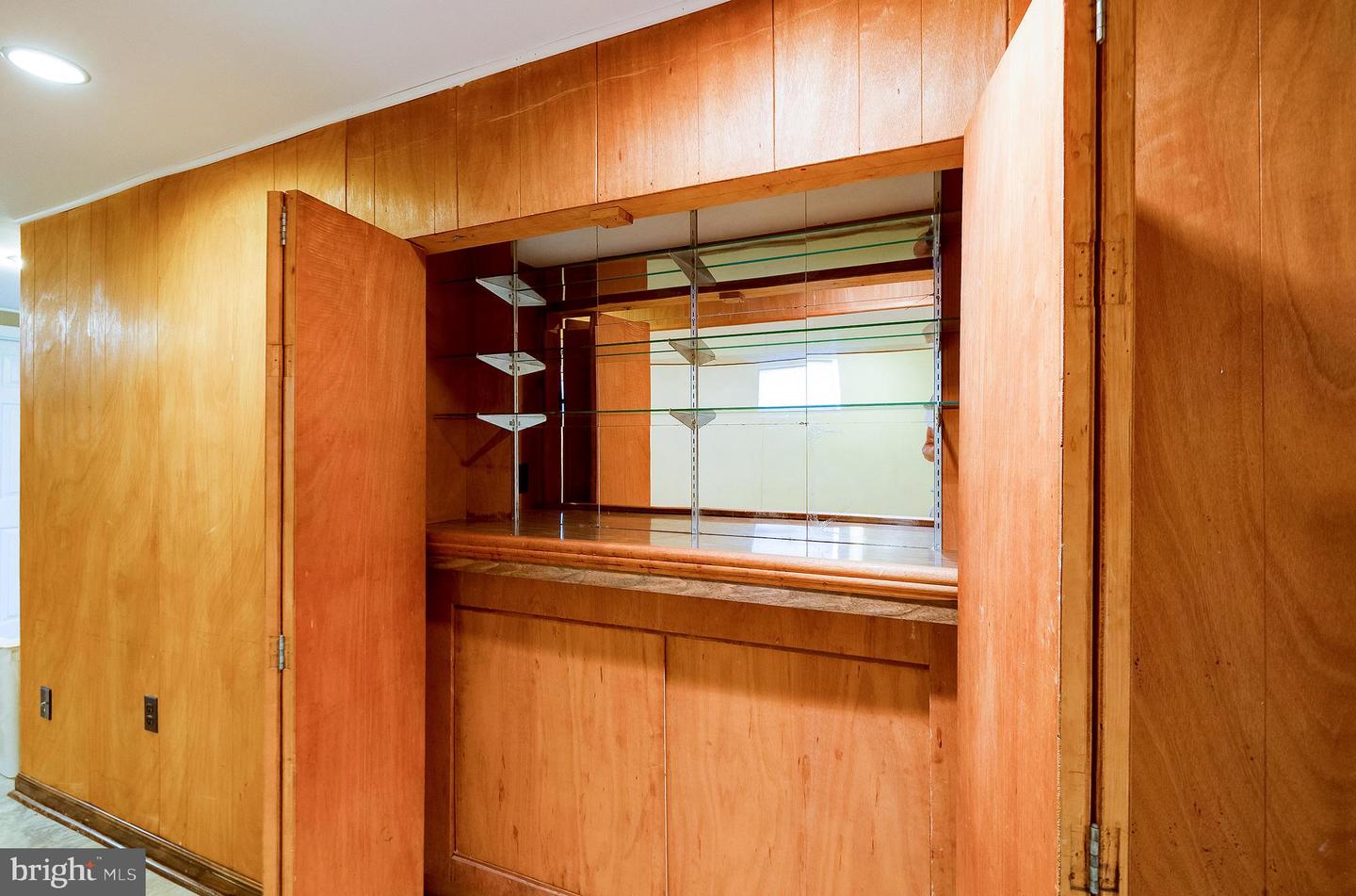 6159 1ST PL NE, WASHINGTON, District Of Columbia 20011, 4 Bedrooms Bedrooms, ,2 BathroomsBathrooms,Residential,For sale,6159 1ST PL NE,DCDC2224548 MLS # DCDC2224548