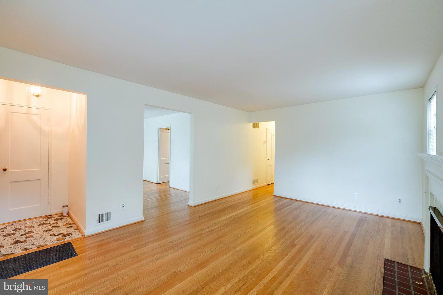 6159 1ST PL NE, WASHINGTON, District Of Columbia 20011, 4 Bedrooms Bedrooms, ,2 BathroomsBathrooms,Residential,For sale,6159 1ST PL NE,DCDC2224548 MLS # DCDC2224548