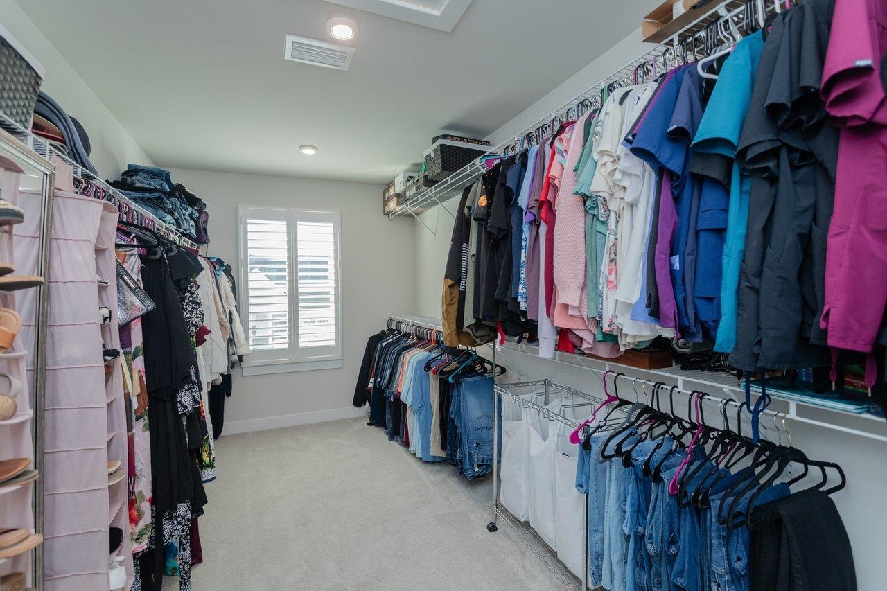 2754 RIDGE HAVEN DR, ROCKINGHAM, Virginia 22801, 4 Bedrooms Bedrooms, ,2 BathroomsBathrooms,Residential,2754 RIDGE HAVEN DR,672140 MLS # 672140