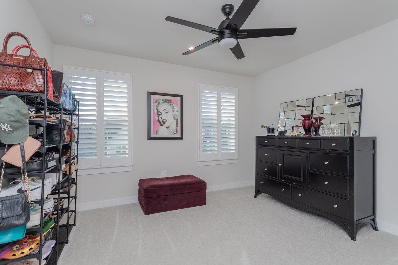 2754 RIDGE HAVEN DR, ROCKINGHAM, Virginia 22801, 4 Bedrooms Bedrooms, ,2 BathroomsBathrooms,Residential,2754 RIDGE HAVEN DR,672140 MLS # 672140