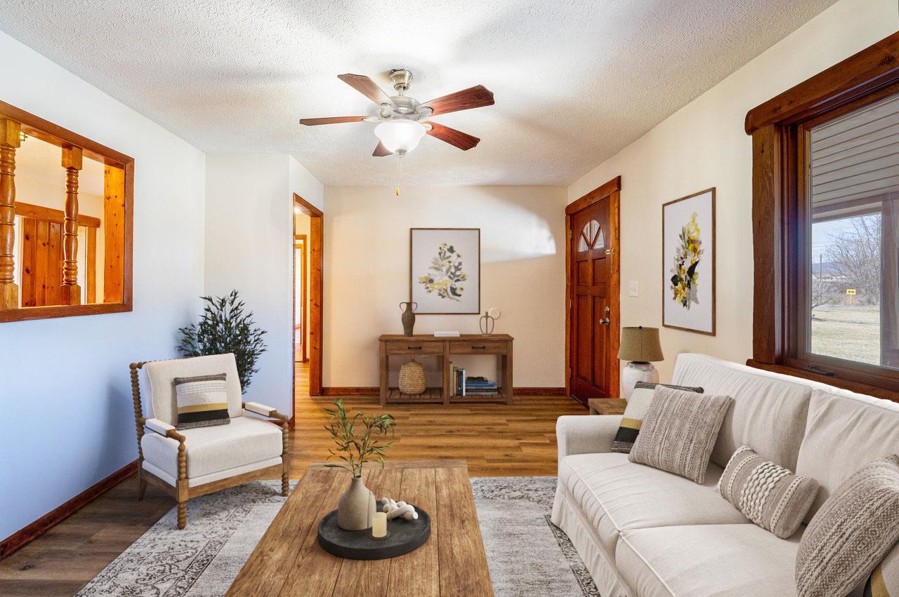 321 HONEYVILLE RD, STANLEY, Virginia 22851, 3 Bedrooms Bedrooms, ,2 BathroomsBathrooms,Residential,321 HONEYVILLE RD,672146 MLS # 672146 321 HONEYVILLE RD, STANLEY, Virginia 22851, 3 Bedrooms Bedrooms, ,2 BathroomsBathrooms,Residential,321 HONEYVILLE RD,672146 MLS # 672146