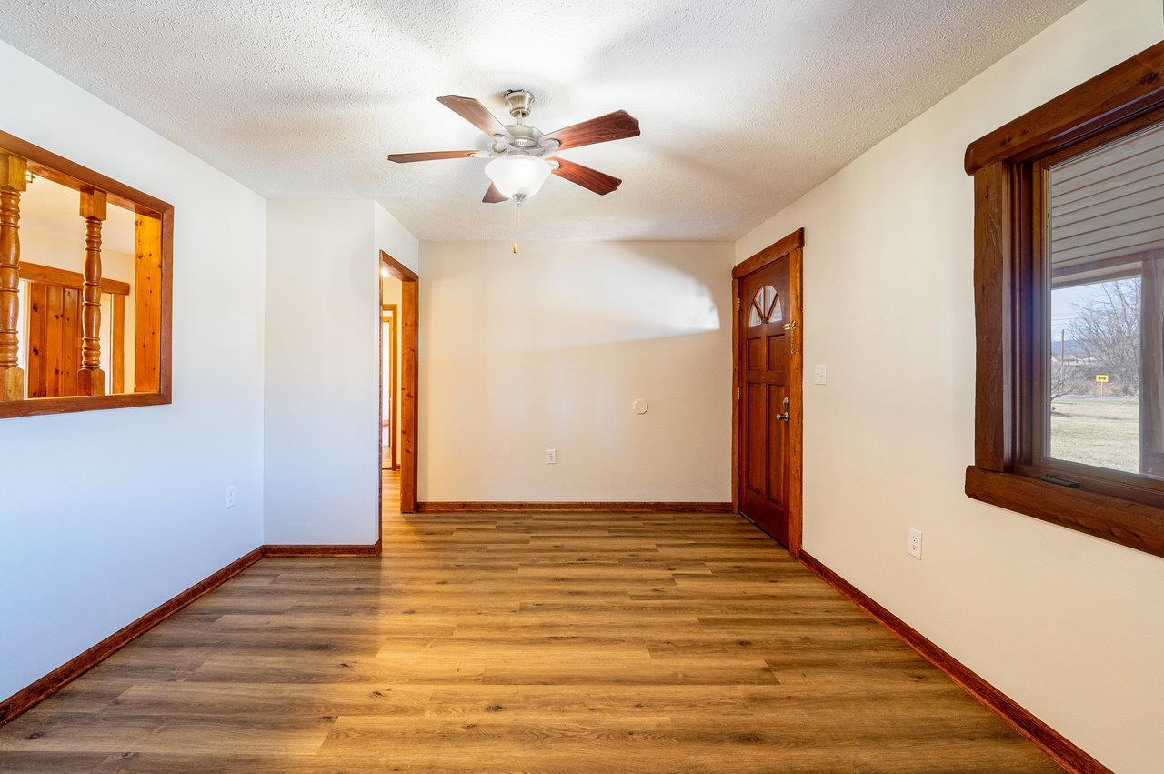 321 HONEYVILLE RD, STANLEY, Virginia 22851, 3 Bedrooms Bedrooms, ,2 BathroomsBathrooms,Residential,321 HONEYVILLE RD,672146 MLS # 672146 321 HONEYVILLE RD, STANLEY, Virginia 22851, 3 Bedrooms Bedrooms, ,2 BathroomsBathrooms,Residential,321 HONEYVILLE RD,672146 MLS # 672146