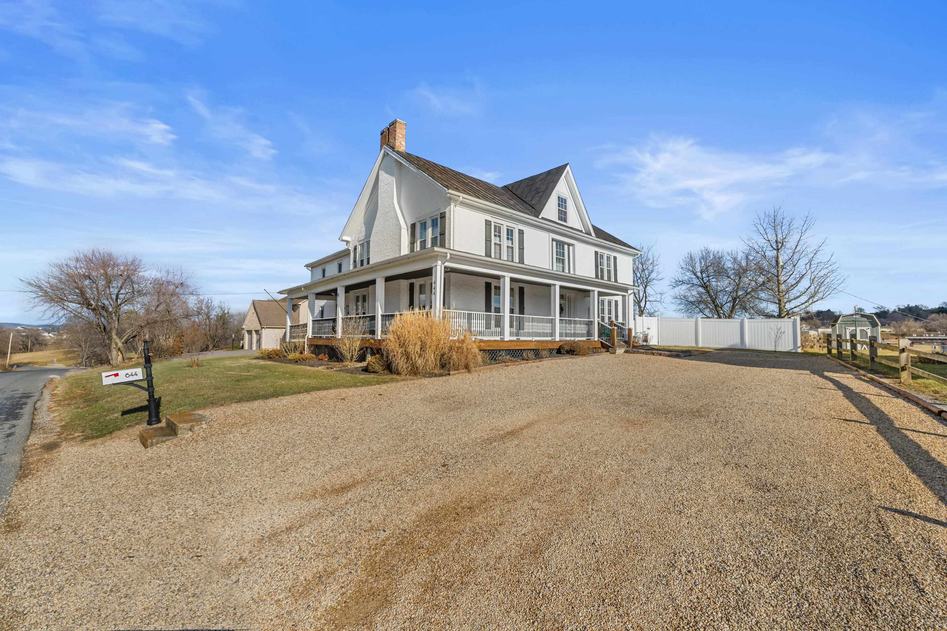 644 EARLY DR, BROADWAY, Virginia 22815, 6 Bedrooms Bedrooms, ,4 BathroomsBathrooms,Residential,644 EARLY DR,672149 MLS # 672149