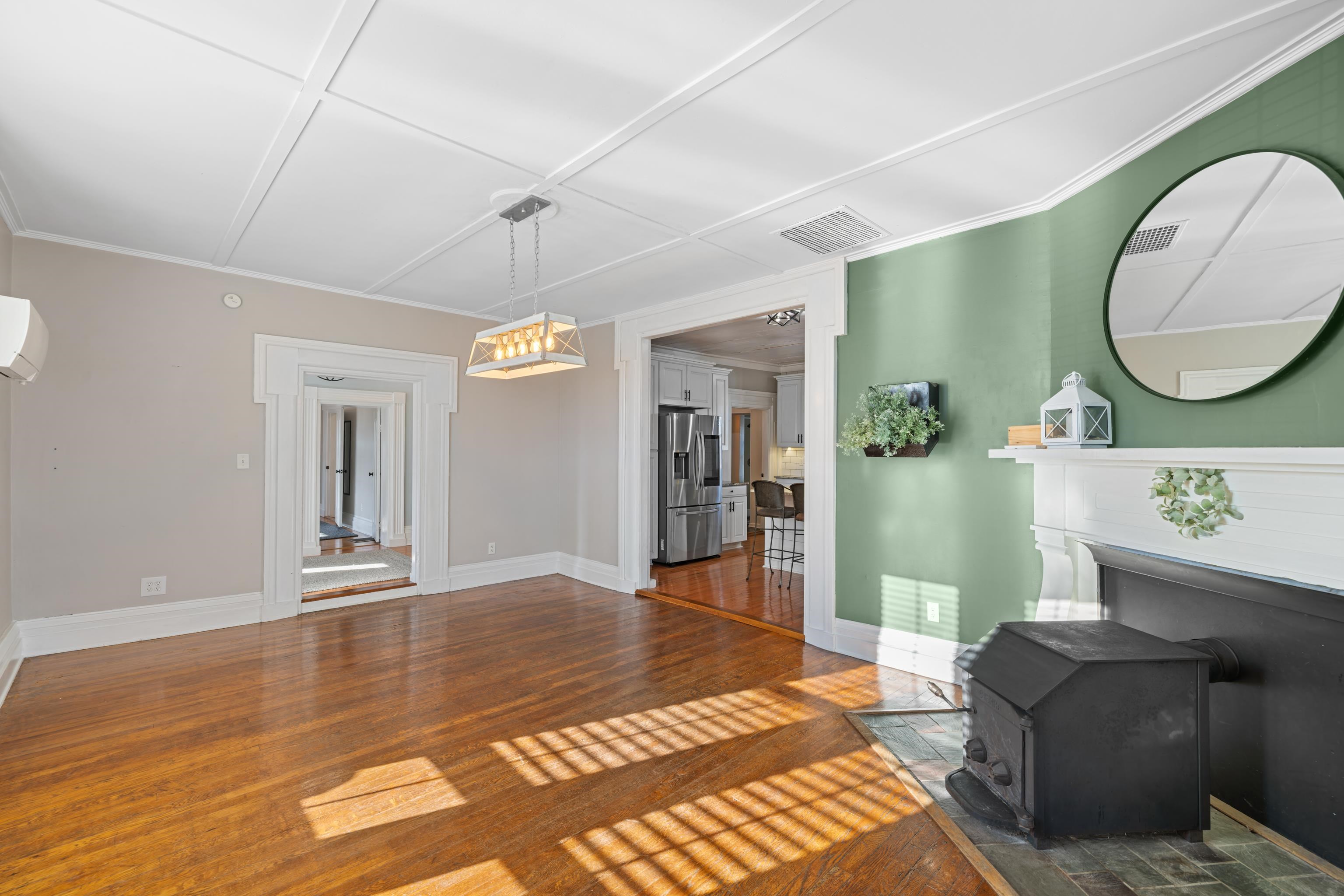 644 EARLY DR, BROADWAY, Virginia 22815, 6 Bedrooms Bedrooms, ,4 BathroomsBathrooms,Residential,644 EARLY DR,672149 MLS # 672149