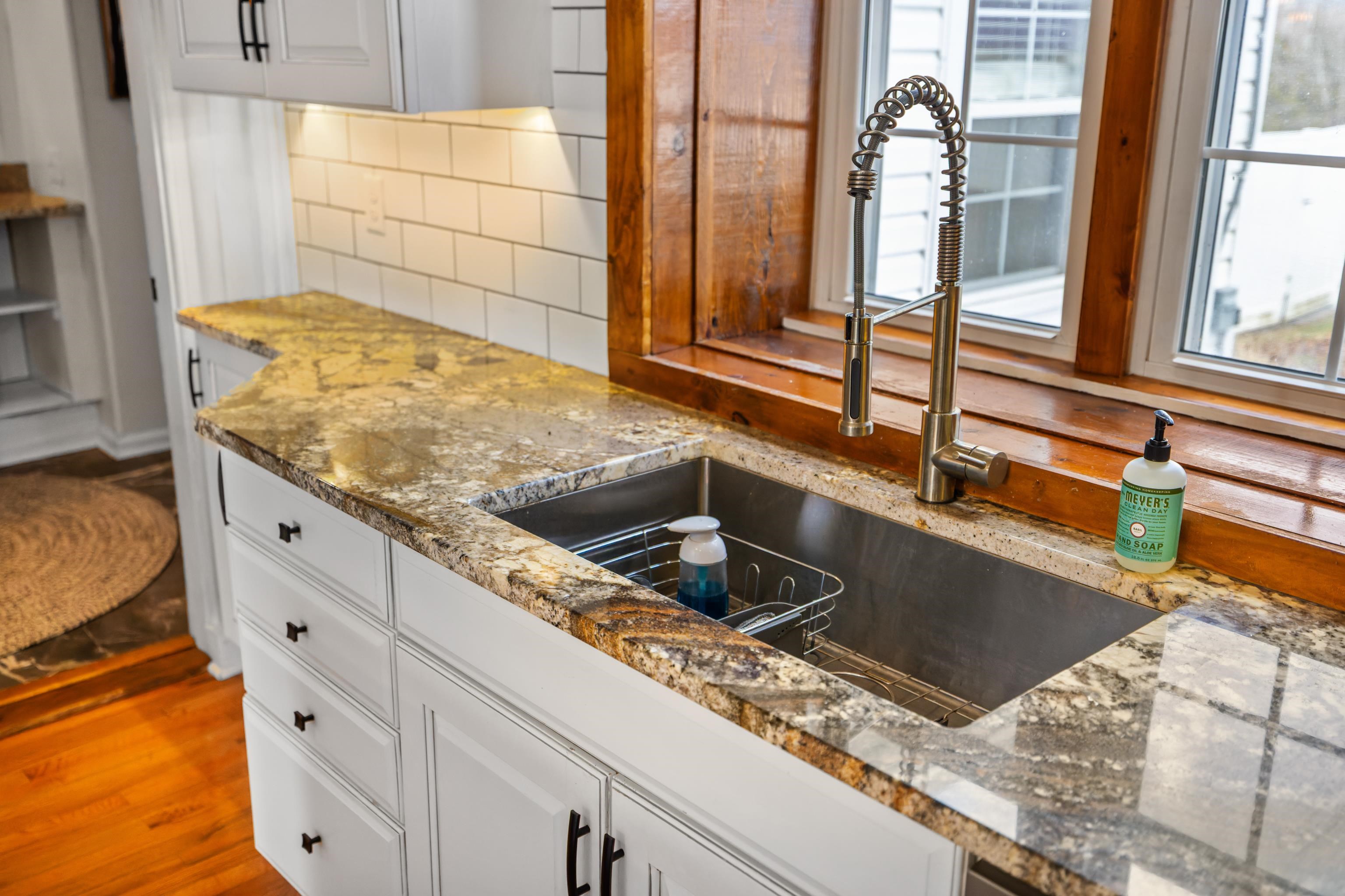 644 EARLY DR, BROADWAY, Virginia 22815, 6 Bedrooms Bedrooms, ,4 BathroomsBathrooms,Residential,644 EARLY DR,672149 MLS # 672149