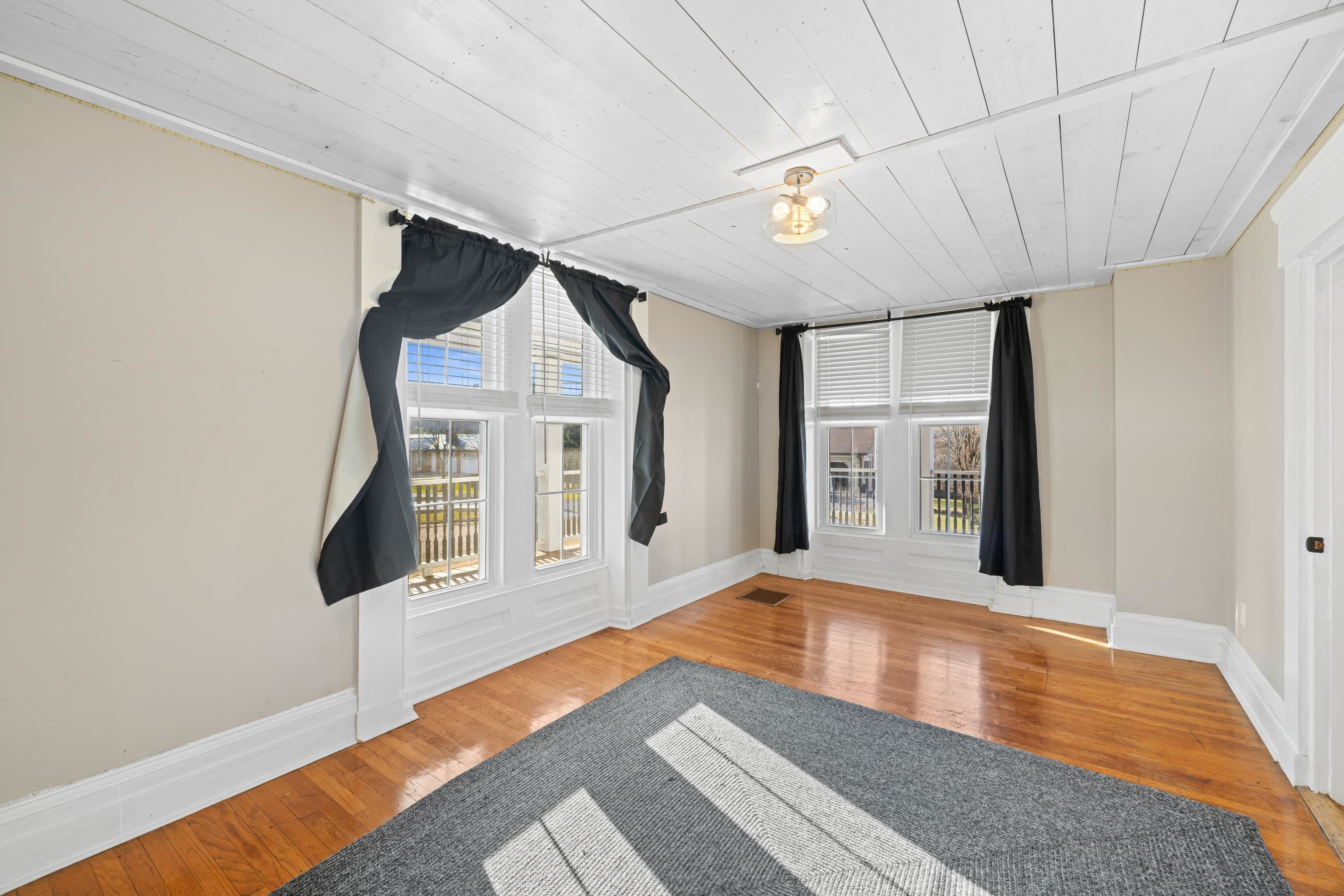 644 EARLY DR, BROADWAY, Virginia 22815, 6 Bedrooms Bedrooms, ,4 BathroomsBathrooms,Residential,644 EARLY DR,672149 MLS # 672149